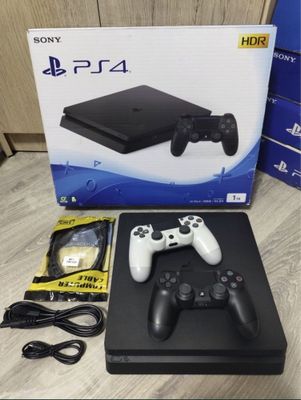 Playstation 4 slim 1TB 1 джестик 17 игр все новинки как на фото