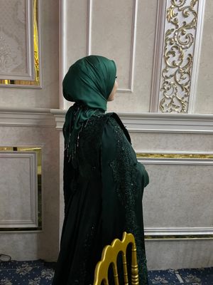 Вечерние платья