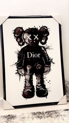 Привозная Картина « DIOR »