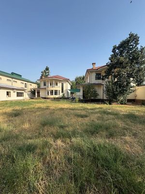 Продается участок Юнусабад Бодомзор ориентир Хотина майдон 19 соток