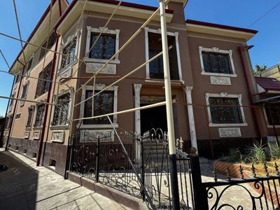 Продается здание в мирабадском районе 2200м2