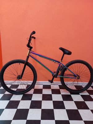 Продается BMX велосипед в отличном состоянии