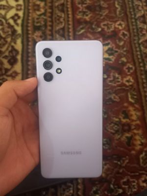 A32 telefon sotiladi
