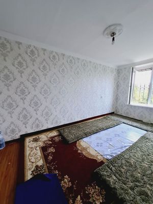 Срочно сотилади чилонзор 25 Ариентир: Олмос туйхона 4 хона, 5- етаж