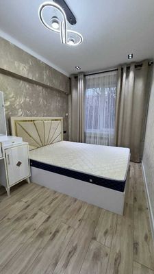 Юнусабад 4, 2комн/3/4, 50м2, евро ремонт, сан/узел совм. Ор-р: Сезам