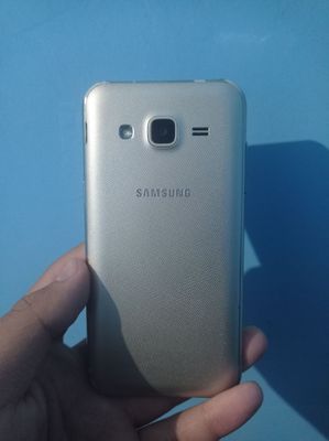 Samsung Galaxy J2