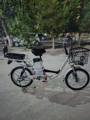 Veloskuter passat