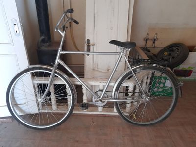 Aist velosipedi sotiladi