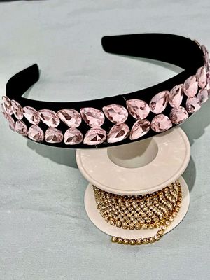 Tilla qoshlar