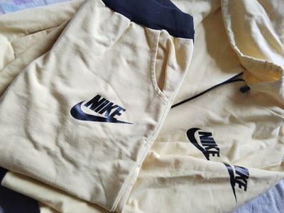 Dvoyka (NIKE)