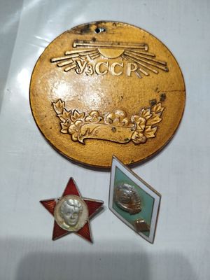 Значки СССР.Не дорого.