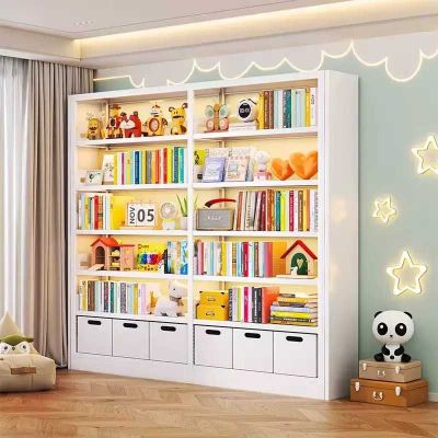 Книжный шкаф с откидной дверцей и защитой от пыли