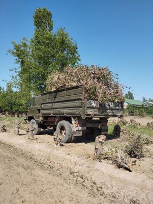 Gaz 66 sotiladi