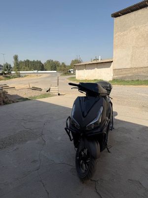 Skuter samuray sotiladi 2025 yil 208 km yurgan