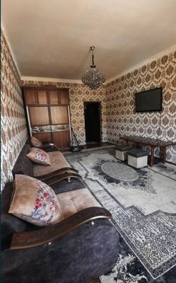 Юнусобод тумани Шахристанский метро бекати ёнида ижарага квартира