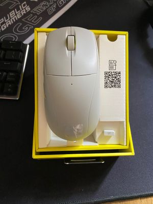 Игровая мышь Corsair M75 AIR Wireless Ultra Lightweight Gaming Mouse