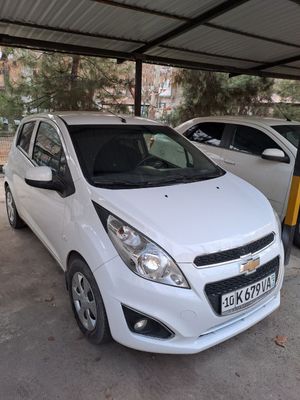 Chevrolet Spark optima plyus