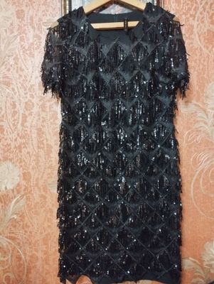 Нарядное женское платье 48-50р