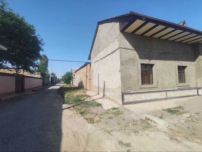 Срочно уй Зангиота 3 сотих Богзор. Нархи 38000
