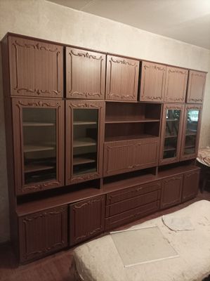 Стенка Румыния цвет орех
