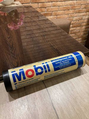 Авиационная синтетическая пластичная смазка Mobilgrease 28 380gr