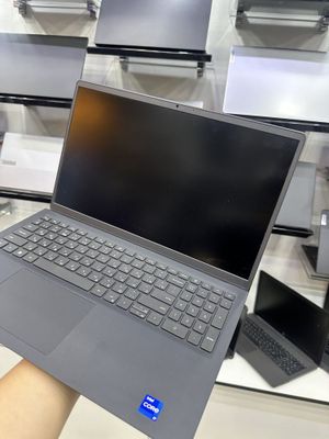 DELL VOSTRO V3530N I7-1355U 8GB 512GB 15,6 FHD