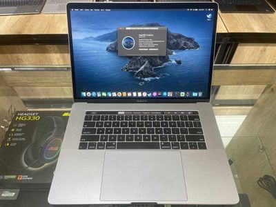 MakBook Pro 15 2019г Core i9-9880H Ram 16 ssd 512 Radeon Pro 560X 4гб