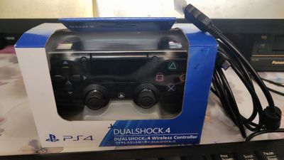 Joystik PS4 дубай 1 ga 1. 2 xafta ishlatilgan uyda