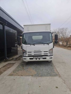 srochna sotiladi isuzu 5 tonnalik 2023
