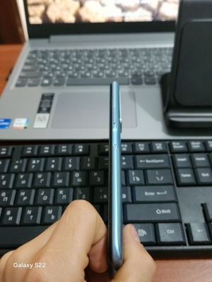 Vivo Y31 holati yangi koʻp ishlatilmagan .Karobka document bor