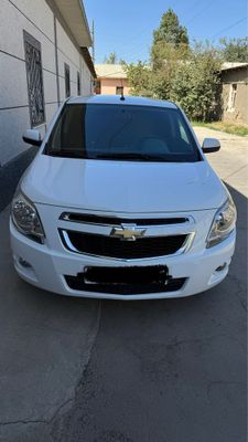 Cobalt _2022. Oq. Sedan.