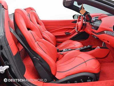 Ferrari F8 3.9 V8