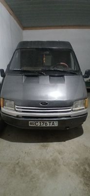 Ford tranzit sotiladi