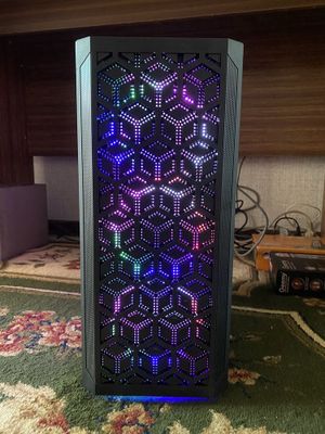 Продается почти новый Кейс Игровой
