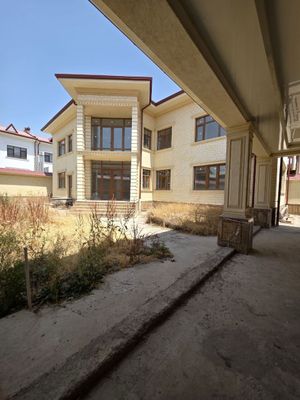 Продаю Евро дом Корасу 2 ул. Интизор
