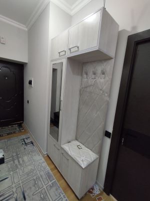 Продаю прихожку новая размер ширина 1*20 высота 2,40