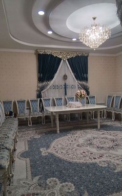 Ховли сотилади.узимиз учун курилган.