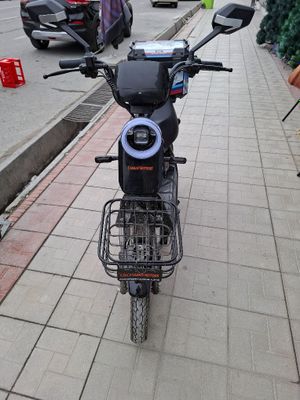 Мотоскутер сотилади