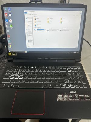 Acer Nitro 5 i5-10300H 16GB SSD 512GB + 1TB HDD 3060 RTX 15.6
