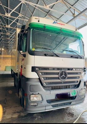 Mercedes-Benz Actros