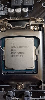 Intel Pentium Gold G6400