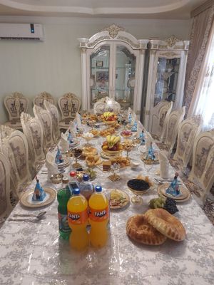 Продам стенку уголок почти как новый. 3 уголка цвет слоновый кость.