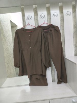 Ayol qizlar ko‘ylagi