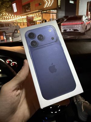 iPhone 17 Pro в наличии