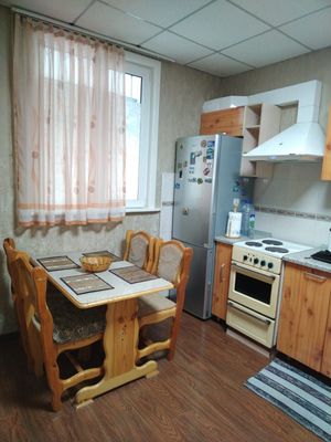 3 комнатная квартира аренда Яккасарайский р.