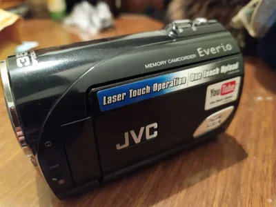 Видео камера сотилади