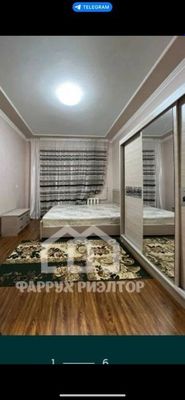 Максим Горкий метро, қизларга