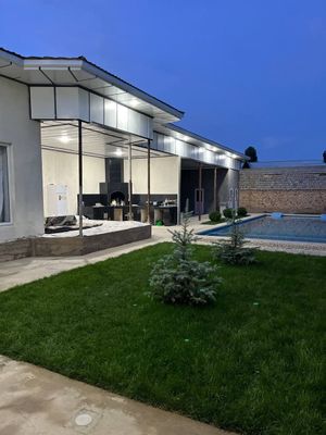 Dacha oqtosh soyliq qishliģi
