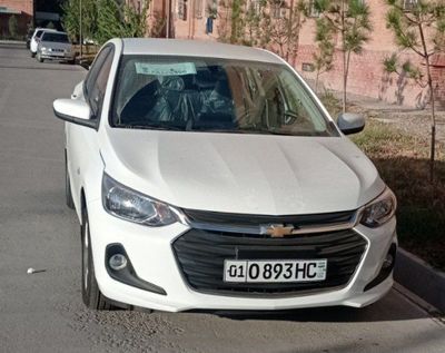 Срочно продаётся автомобиль Onix LTZ.