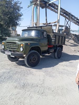Zil sotiladi srochna yili 1991 mator ural